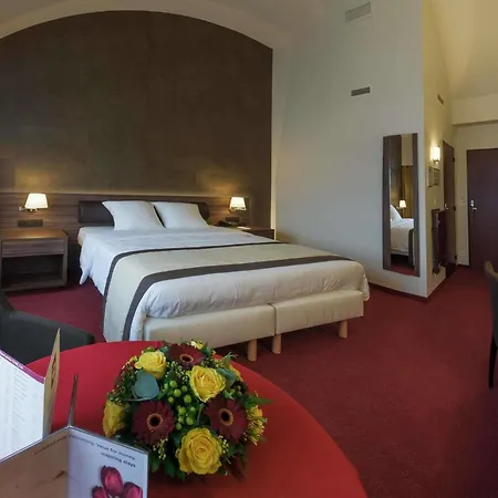Hotel Golden Tulip De' Medici 4*